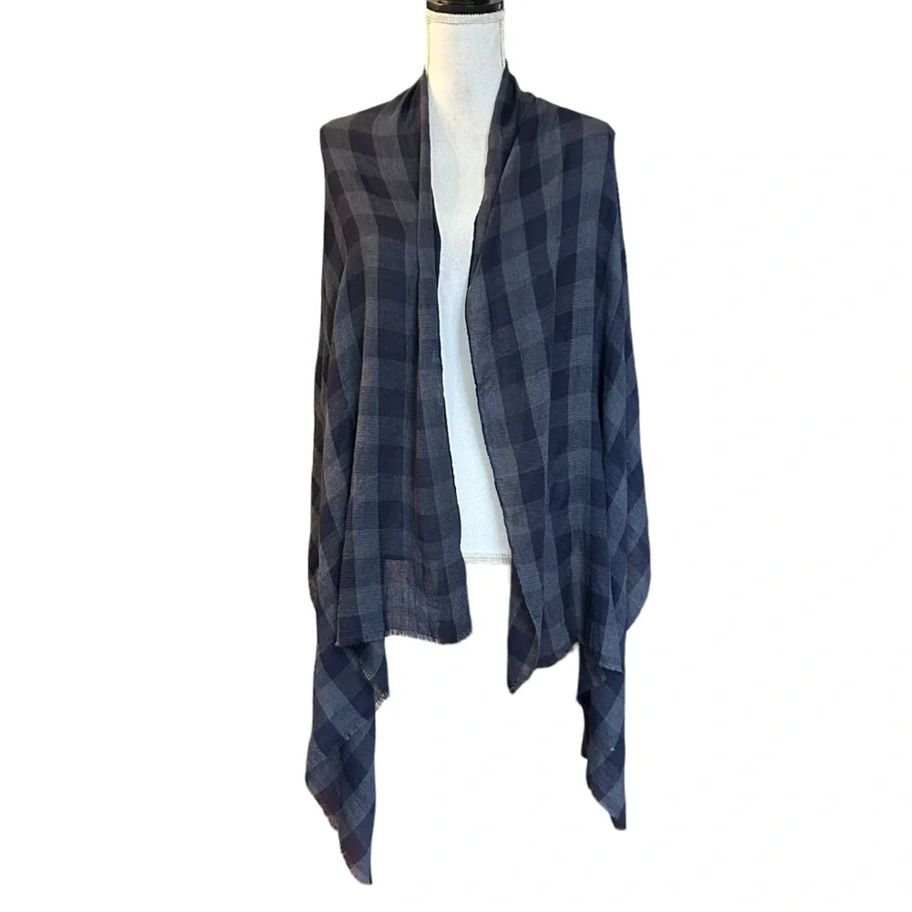 Justin & Taylor Blue Plaid Lightweight Scarf‎ Wrap Fringe Edges Fall Winter NEW